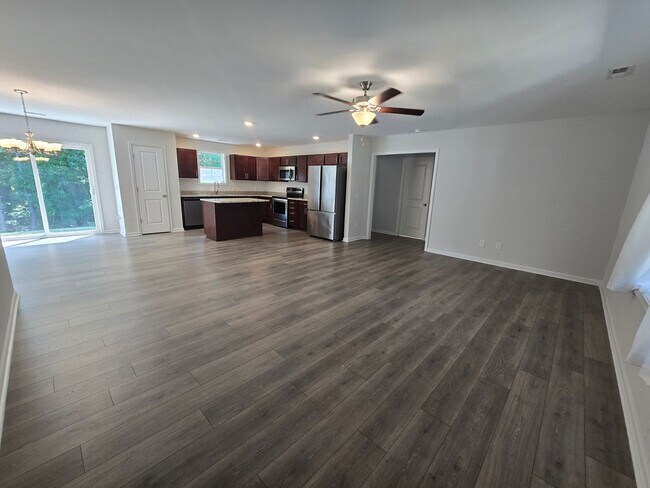 Foto del edificio - New Listing