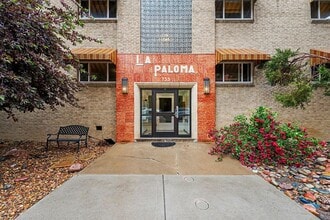 Building Photo - 733 E 2nd Ave