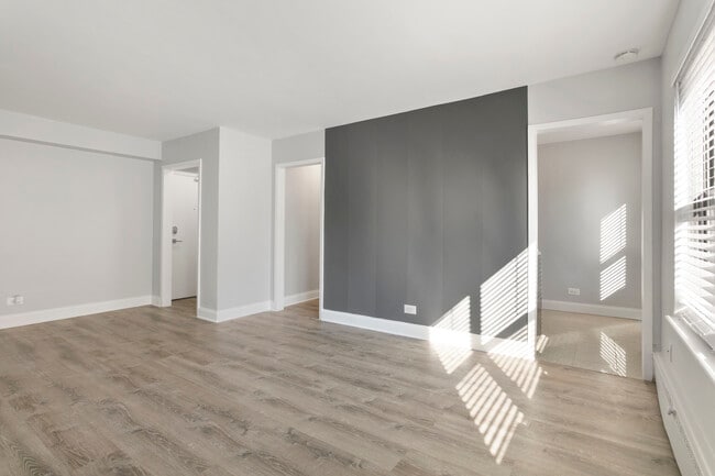 Foto del edificio - 5858 N Sheridan Rd