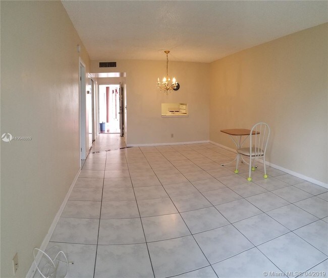 Foto del edificio - 2950 NW 46th Ave