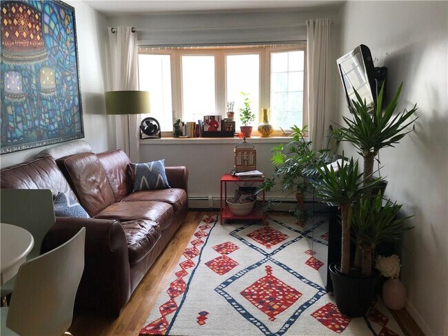 Foto del edificio - 795 St Johns Pl