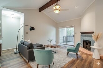 Building Photo - 11711 Memorial Dr