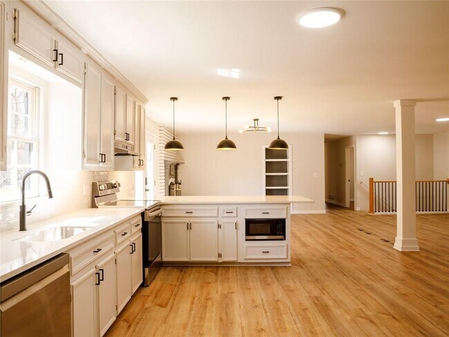 Foto del edificio - 95 Simpson Dr NE