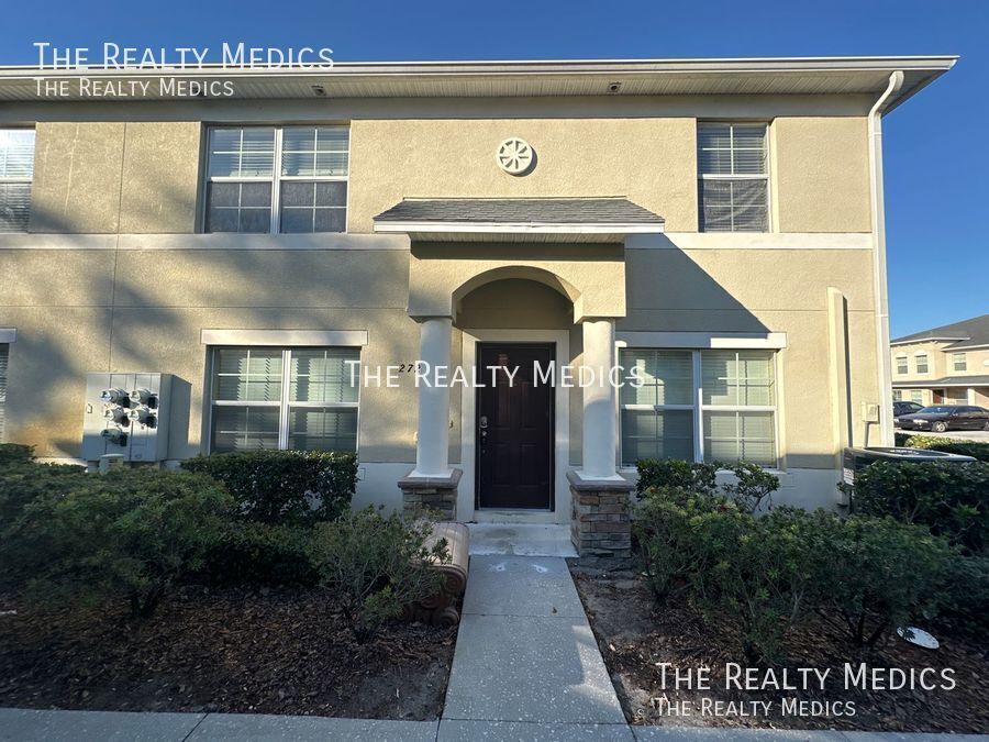 Primary Photo - 272 Carina Cir