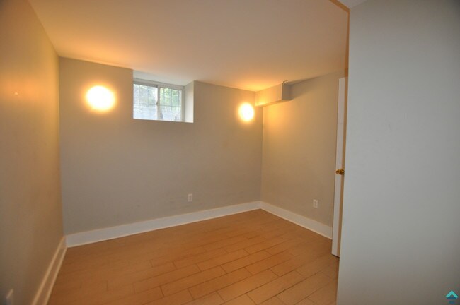 Building Photo - 846 Prospect Pl