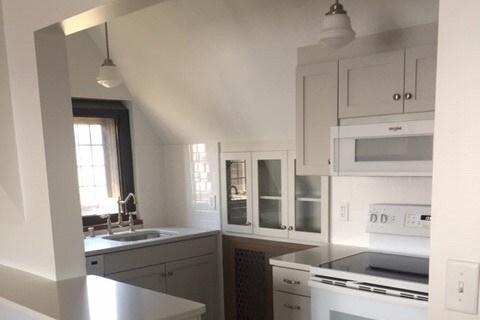Kitchen - 740 E Superior St