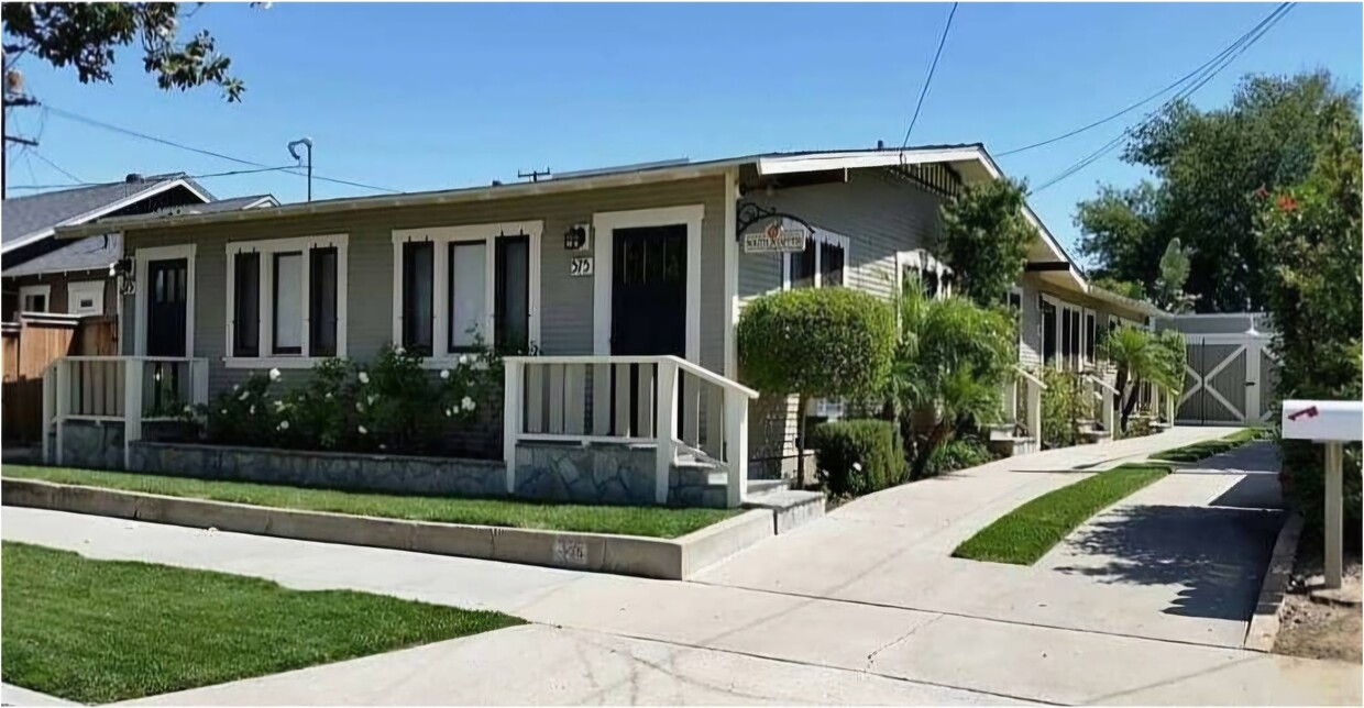 Foto principal - 375 S Shaffer St
