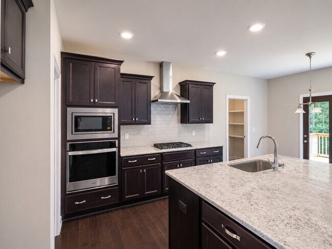 Foto del edificio - 1624 Lampwick Ct