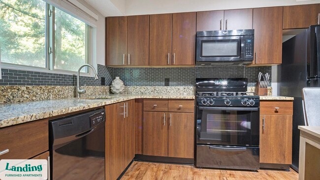 Foto del edificio - 2000 E Lake Pkwy