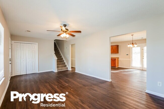 Foto del edificio - 894 Timbercrest Ct