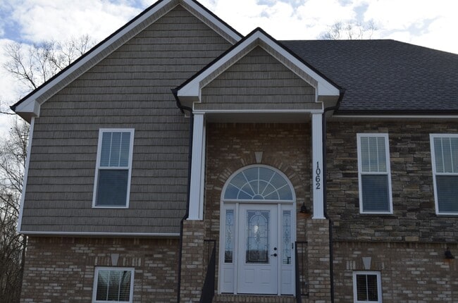 Building Photo - 1062 Harrison Way