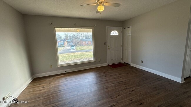 Building Photo - 276 Probus Dr