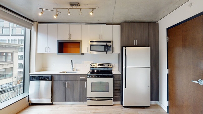 Interior Photo - Griffis Seattle Waterfront