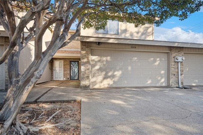 Photo - 3004 Eastpark Dr Townhome