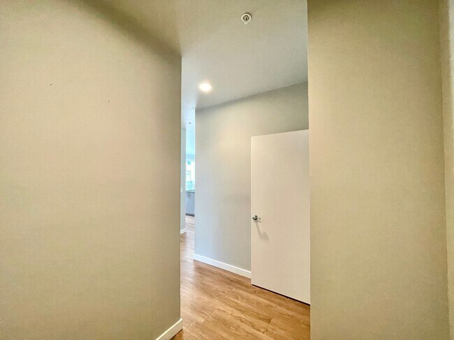 Photo - 1085 103rd Ave NE Apartment