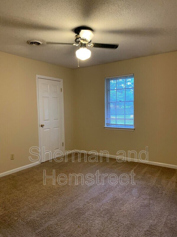 Building Photo - 263 Fairfax Pl