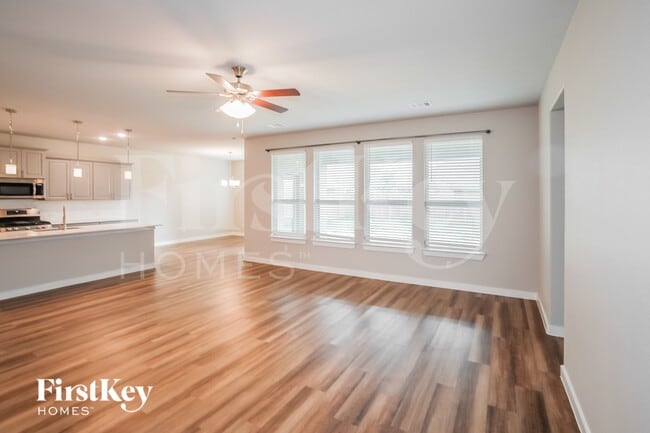 Foto del edificio - 12113 Willet Rd