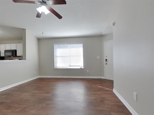 Building Photo - 3155 Boynton Dr