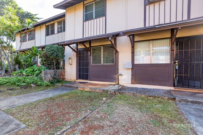 Foto del edificio - $2,6700 / 2 Bed 1.5 Bath IN MILILANI  (WATER&SEWER INCLUDED)