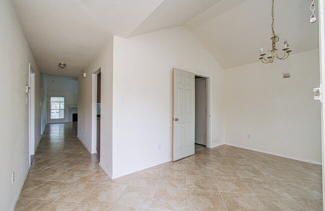 Building Photo - 11714 Sweet Willow Ct