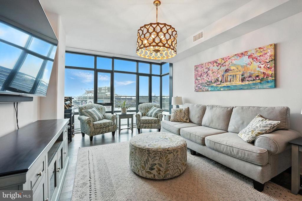 Foto principal - 70 N St SE