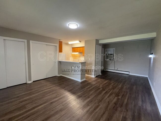 Building Photo - 6134 Hillside Ave