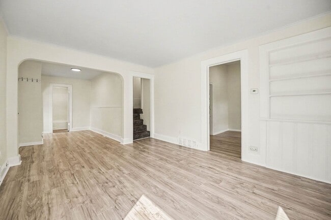 Building Photo - 701 Meade St