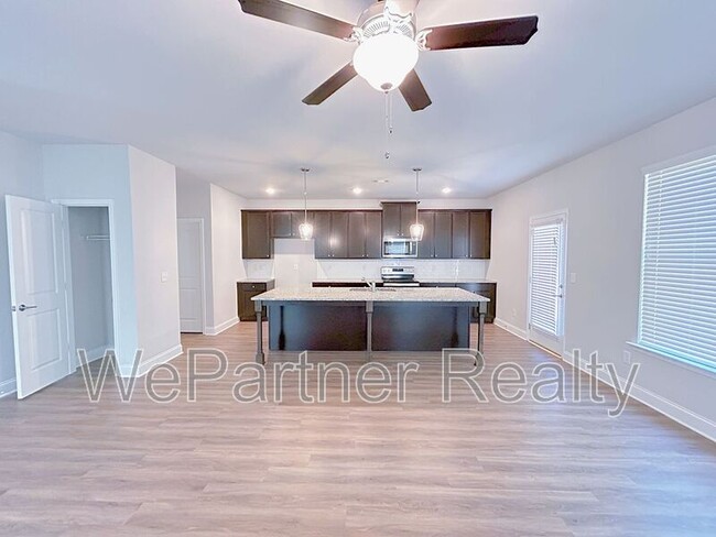 Foto del edificio - 2614 Mls Cmn Dr