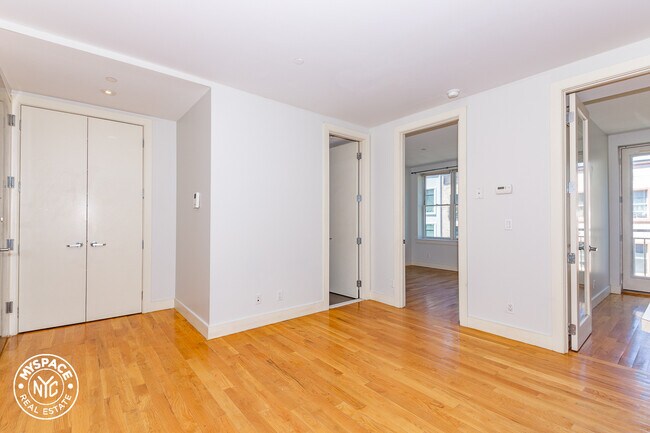Building Photo - 26 Fayette St