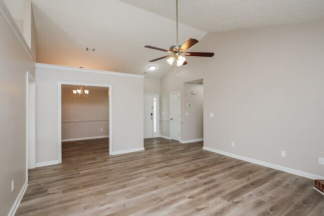 Foto del edificio - 5912 Sycamore Ridge Dr