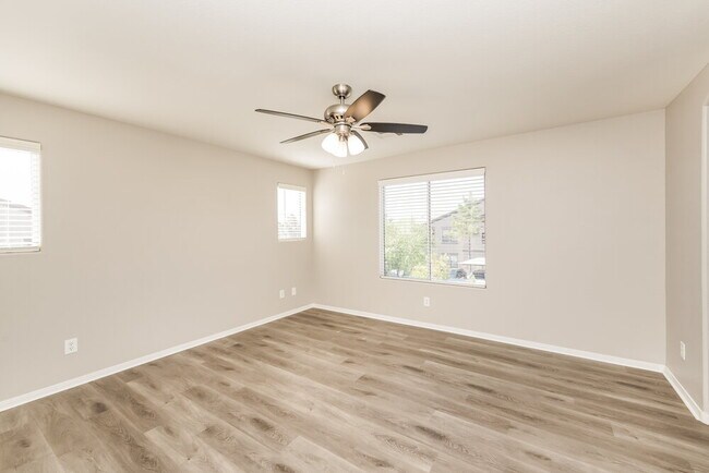 Building Photo - 9515 Havasu Canyon Ave