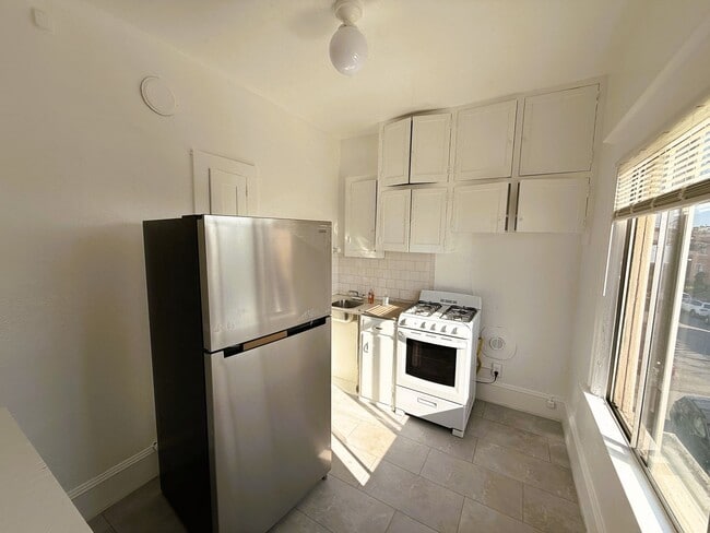 Foto del edificio - 464 41st St