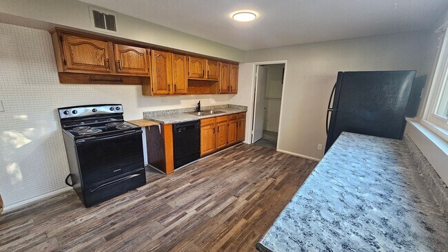 Foto del edificio - 1258 Richard Ct