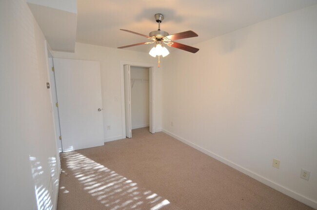 Foto del edificio - 142 Moreland Ave SE