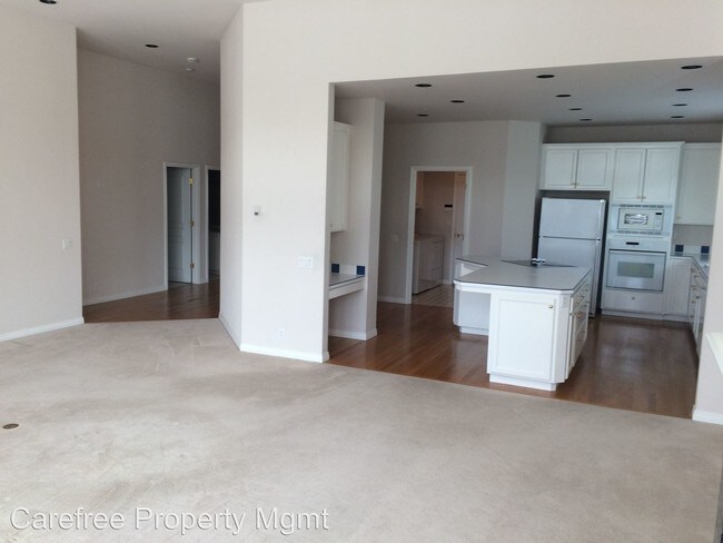 Foto del edificio - 3 br, 2 bath House - 15248 NW Troon Drive