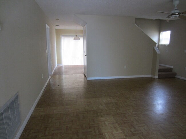 Building Photo - Single Family Home in Orlando