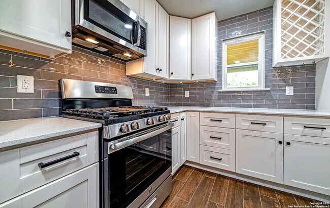 Foto del edificio - 12218 Brownstone St