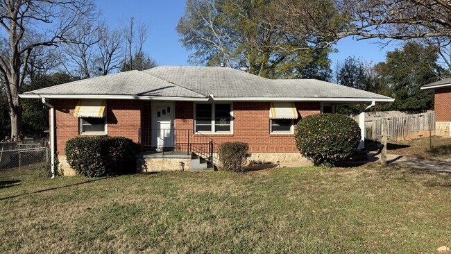 Foto del edificio - 249 Wayne Ave