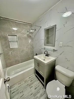 Foto del edificio - 571 Putnam Ave