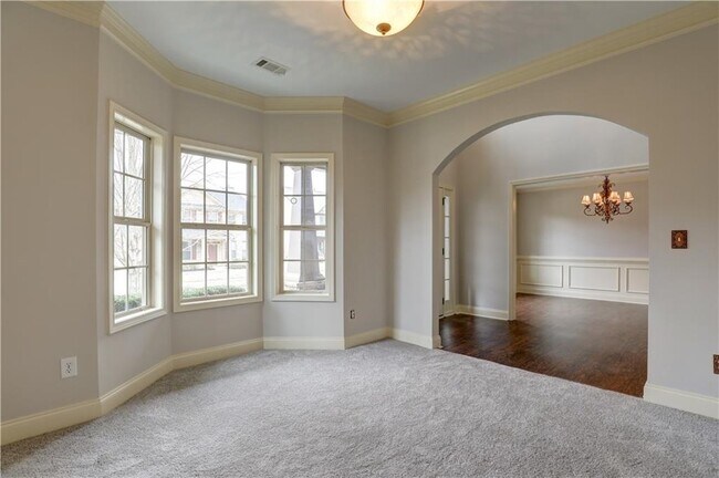 Foto del edificio - 1451 Primrose Park Rd