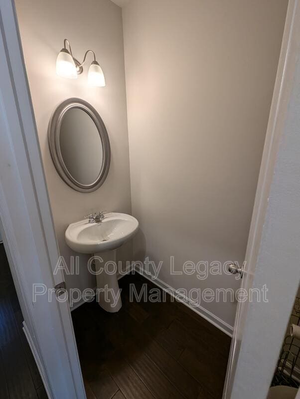 Foto del edificio - 3460 Lakeview Crk