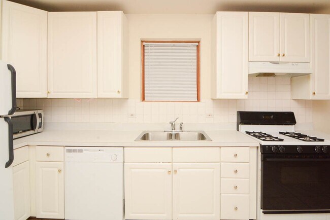 Foto del edificio - 920 N Paulina St
