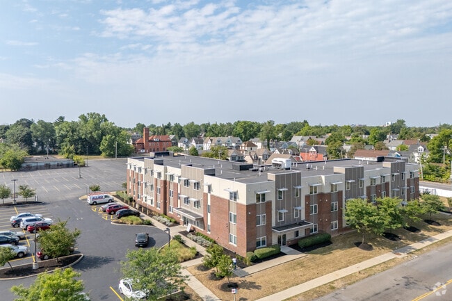 Building Photo - True Bethel Estates