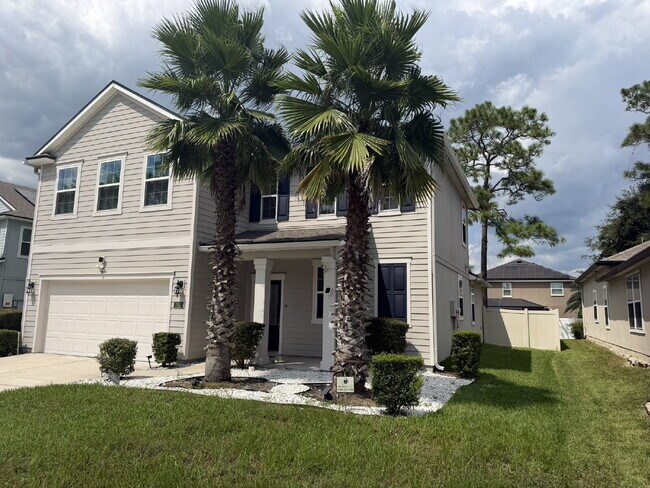 Foto del edificio - For Rent- Beautiful Home with 4 Bed, 2.5 Bath, PLUS a loft in Northside Jacksonville!