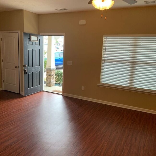 Townhome Condo - Townhome Condo