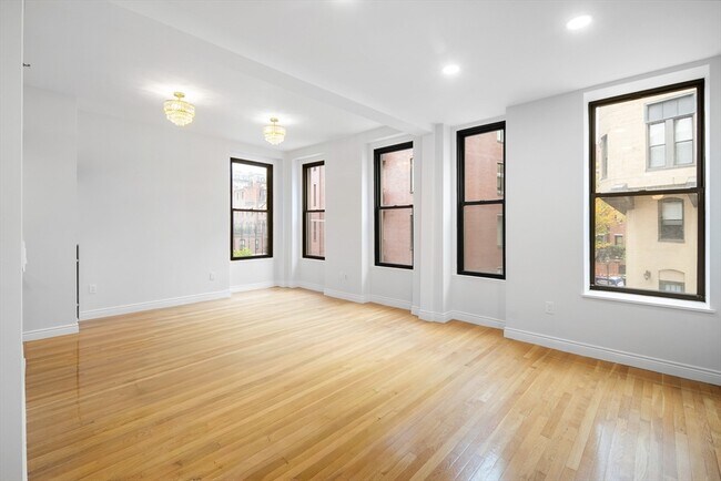 Foto del edificio - 4 Charlesgate E