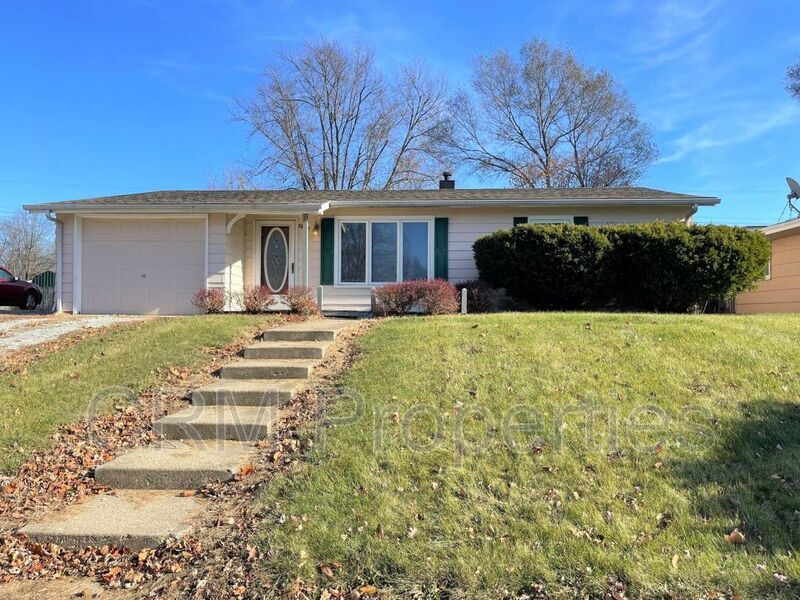 Foto principal - 5800 Mendota Dr