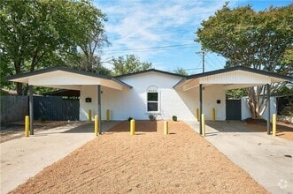 Building Photo - 8602 Fireside Dr