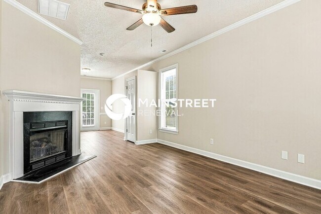 Foto del edificio - 3 Bedroom Pet-Friendly Home in Raleigh, NC with Main Street Renewal