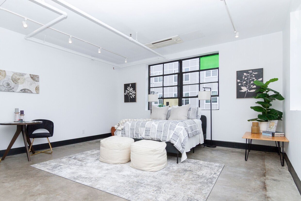 Primary Photo - Apartments @ Ion Arts